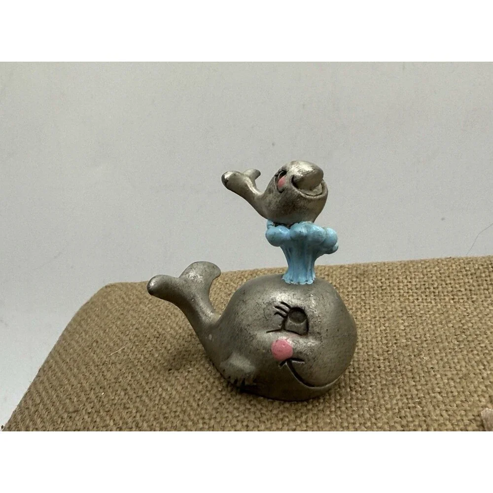Vintage 1982 Hudson Pewter Mom Whale w/ Baby Whale Water Spout 1.5